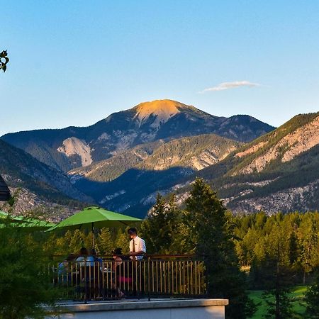 Headwaters Lodge At Eagle Ranch Resort Инвермор Екстериор снимка